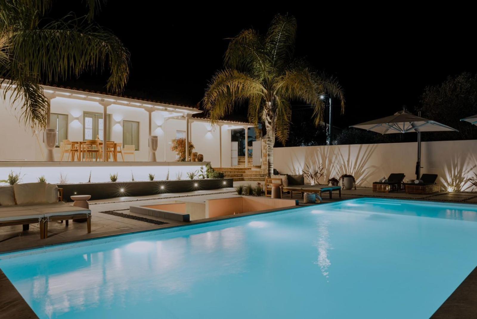 Nafplio Blue Topaz Poolside Villa ภายนอก รูปภาพ